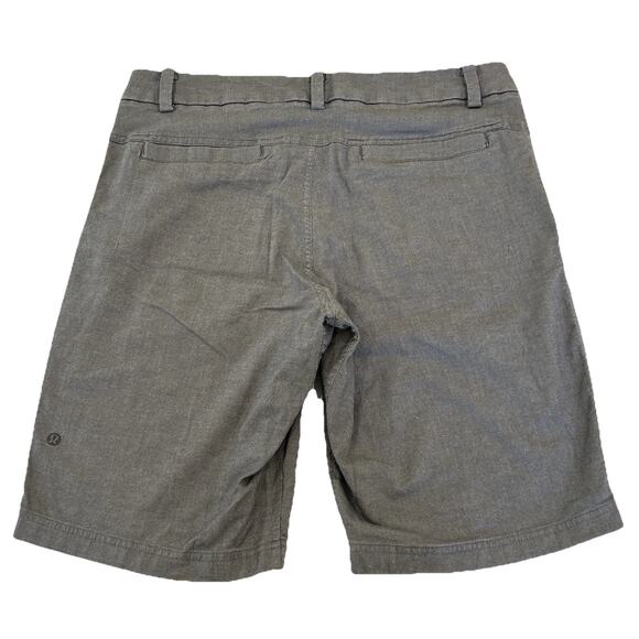 Lululemon Mens Shorts The Works Quick Oxford Size 32 Gray Inseam 11” - Picture 3 of 5